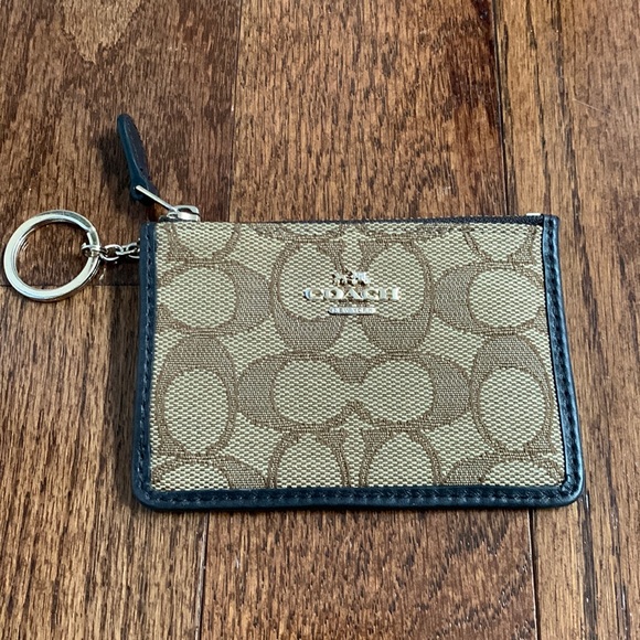 Coach Handbags - Coach card holder